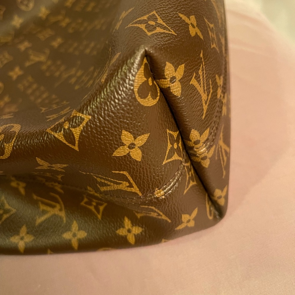 Louis Vuitton Brown Monogram Canvas Shoulder Bag with Natural Vachetta Trim - Picture 8 of 8